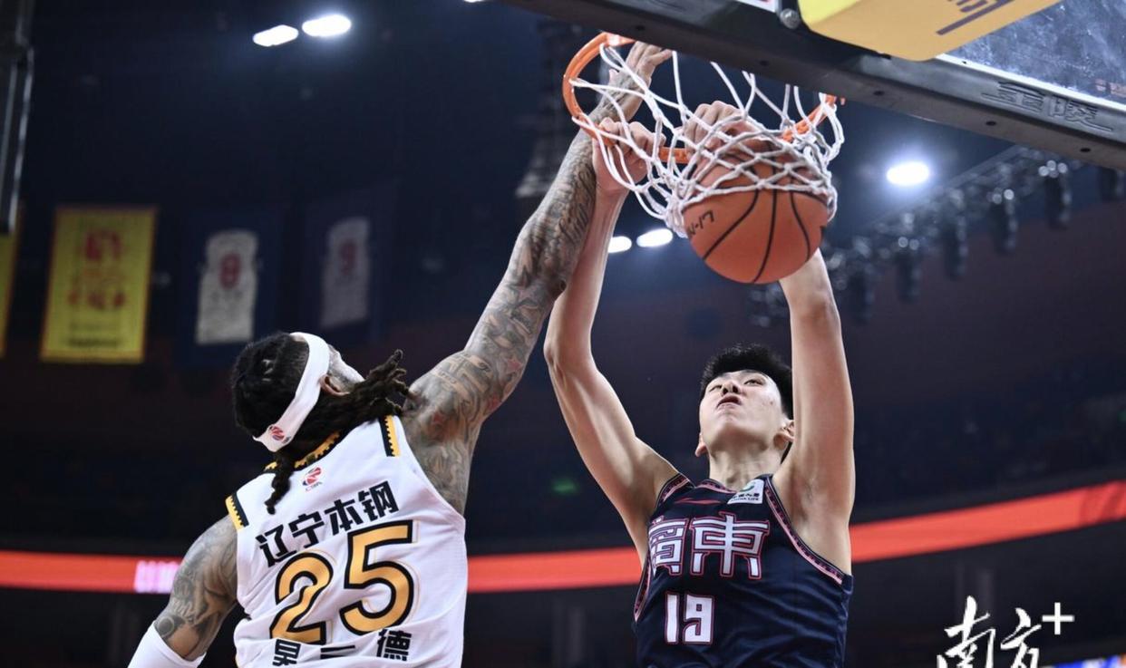 包含CBA季后赛倒计时，纽约尼克斯窗口期绝杀压哨，细节引发关注，底气十足，球队文化再被提及的词条