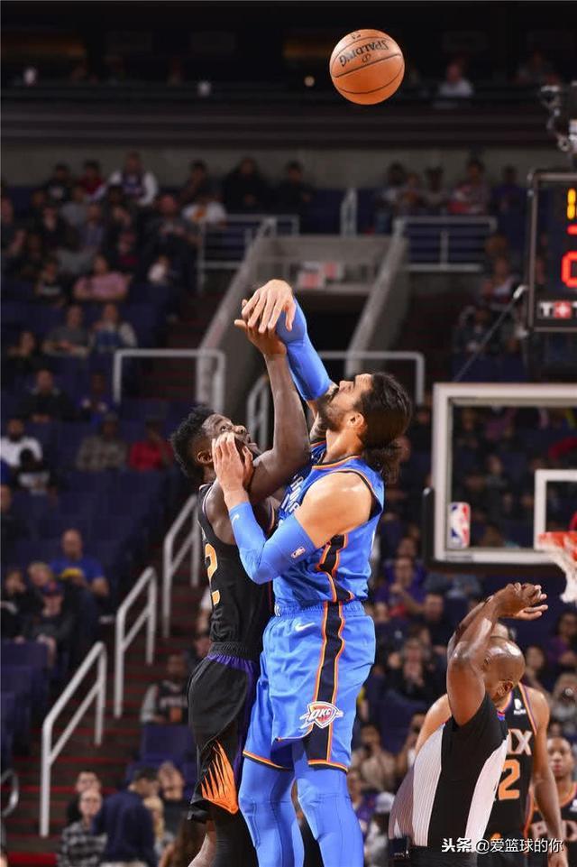 包含加时末段俄克拉荷马雷霆调整名单以备国王杯；临场应变环节打磨；媒体盛赞；年轻球员得到机会的词条