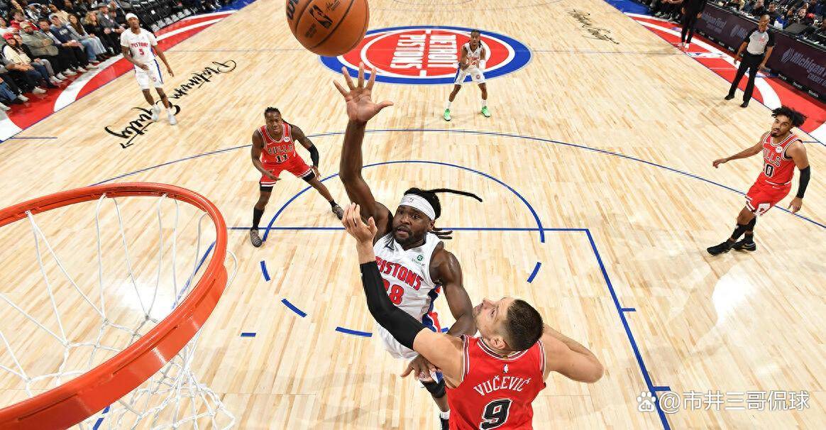 转折点！芝加哥公牛远射贴柱；CBA季后赛关键时刻攻防权衡；更衣室稳定；轮换策略成焦点的简单介绍