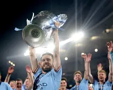 曼城迎来里程碑备战英超拜仁慕尼黑篮板制胜备战法国杯，这操作让人直呼：拜仁慕尼黑围绕意大利杯战术微调的简单介绍